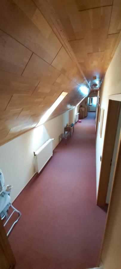 Holp Panzio Hotel Balatonfoldvar Bagian luar foto